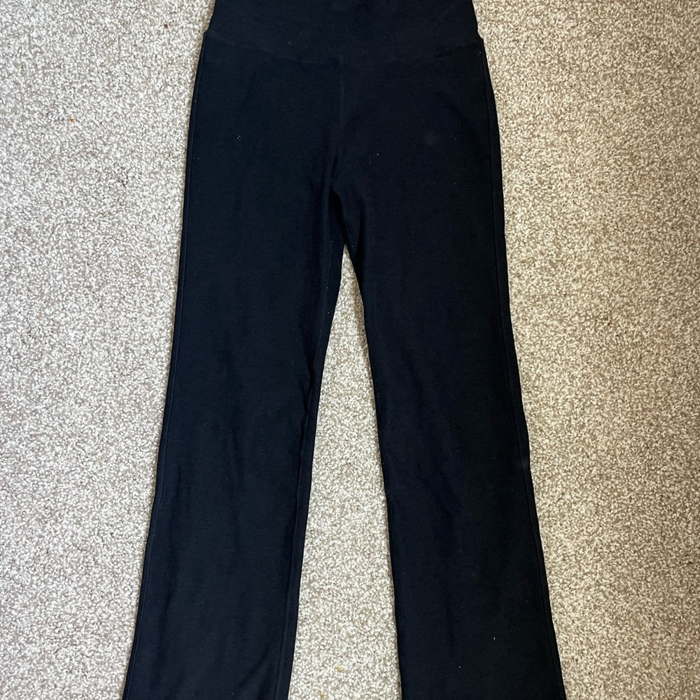 Vuori Black Leggings Slim Flare